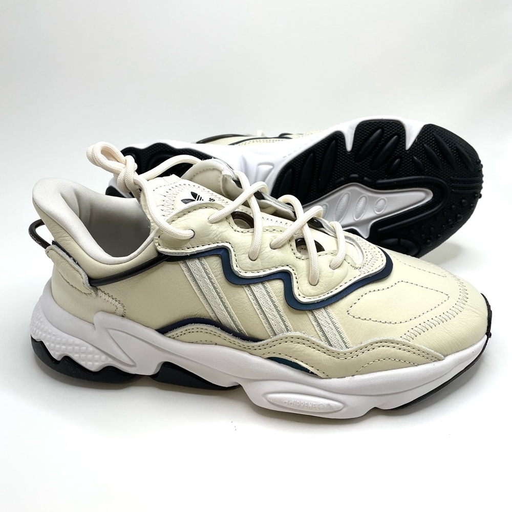 Adidas OZWEEGO W